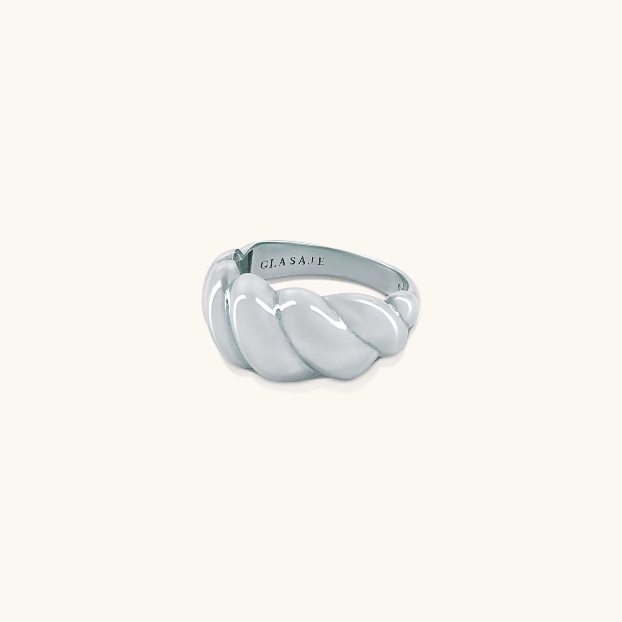 Lune crescent-shaped ring in sterling silver, made to order in Melbourne | Glasaje